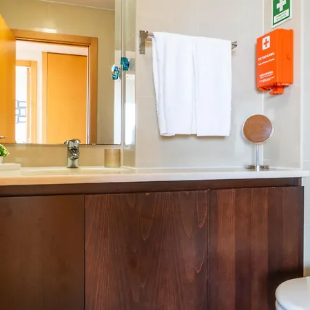 Rooftop Terrace Pdl بيت للعطل Fajã de Cima